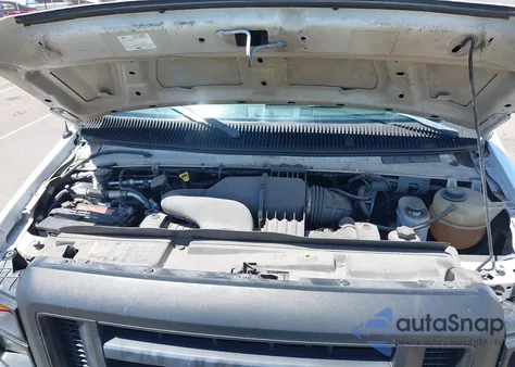 2012 Ford E-150 Commercial z USA, uszkodzony, nr VIN 1FTNE1EW8CDA81921